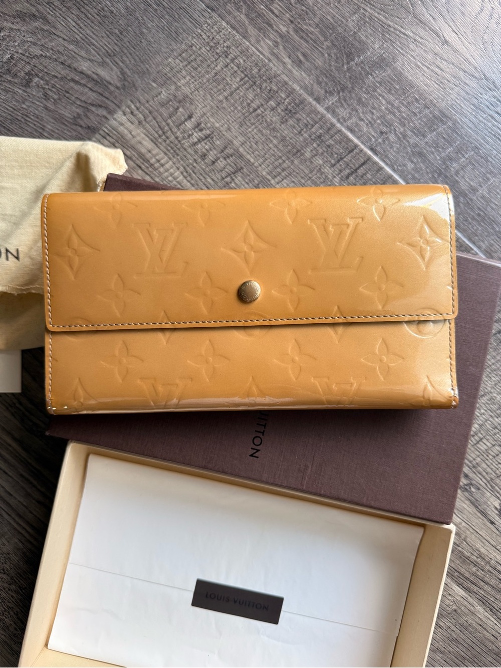 Louis Vuitton Monogram Vernis Amber Patent Leather porte Tresor Wallet